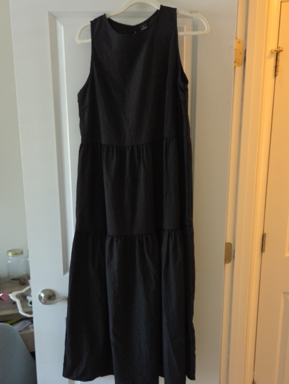 Sleeveless Black Tiered Maxi Dress - Classic Everyday Style